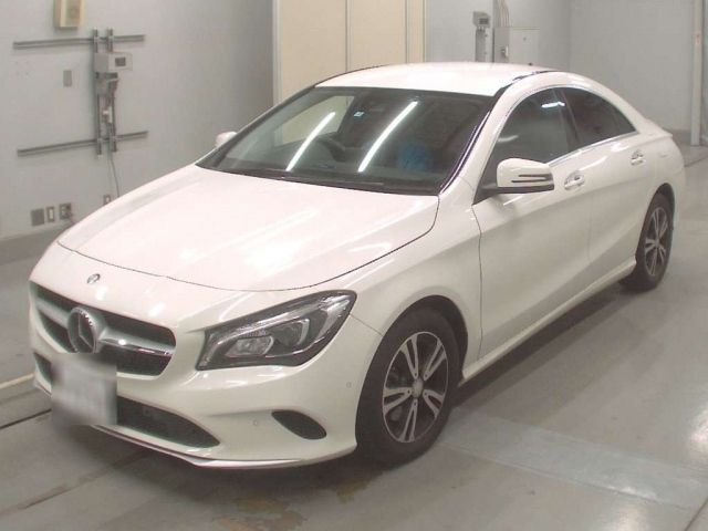 10112 Mercedes benz Cla class 117342 2017 г. (CAA Tokyo)